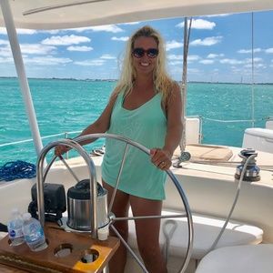 Meet your Posher, Christina